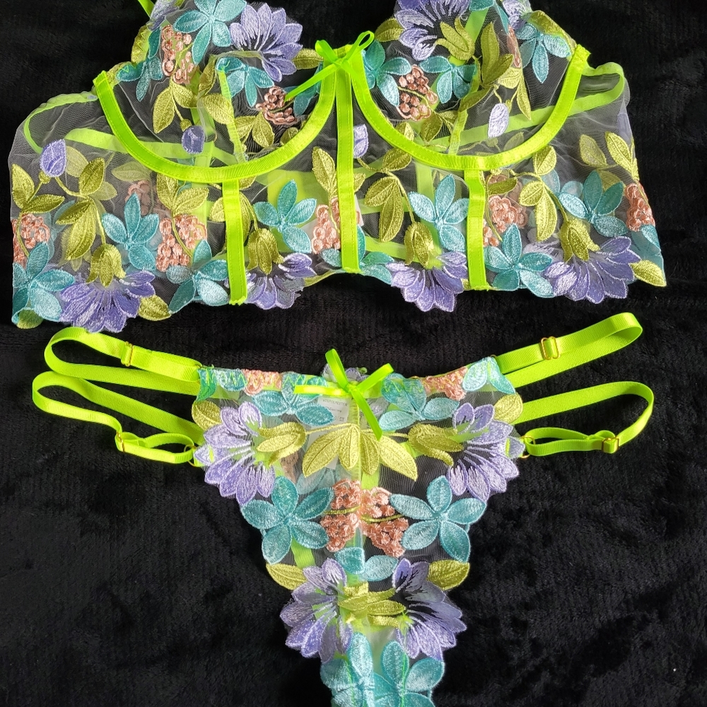 NWOT Bralette with Thong